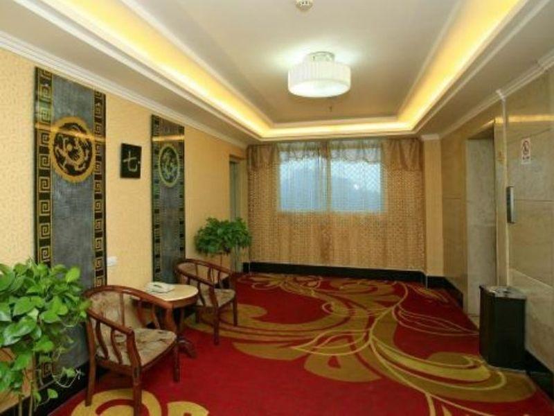 Urban Hotel Shanghai Bagian luar foto
